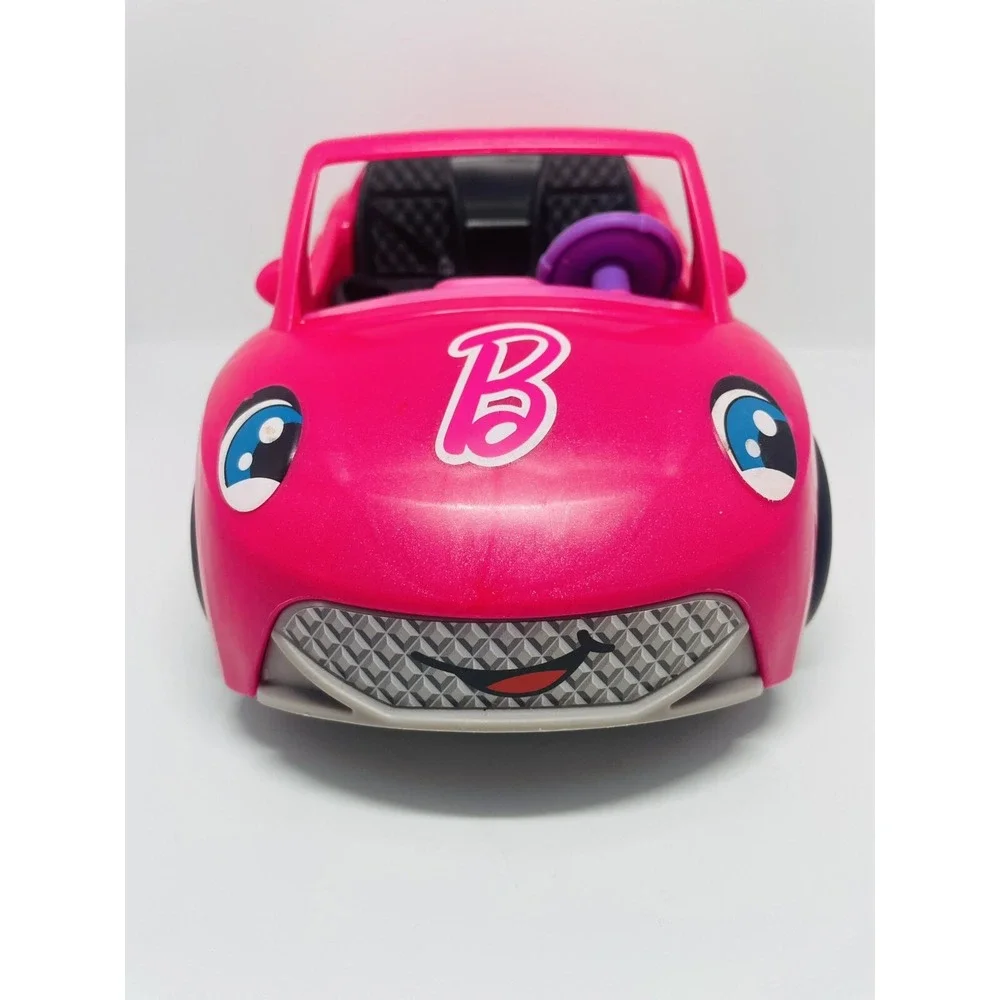 Little People car looks